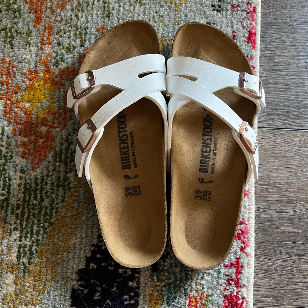 Birkenstocks women’s size 39